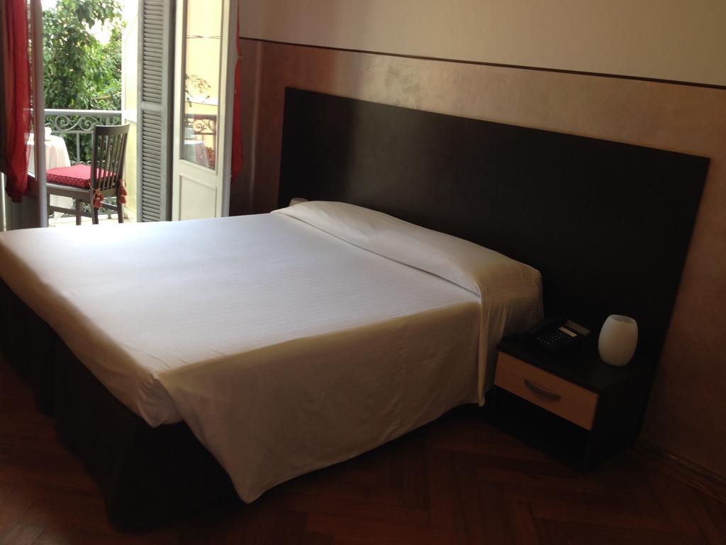 Hotel Liberty San Remo Habitación foto
